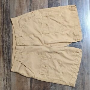 Woolrich Front Pocket Cargo Shorts Size 34x9" Style S3091 Wheat